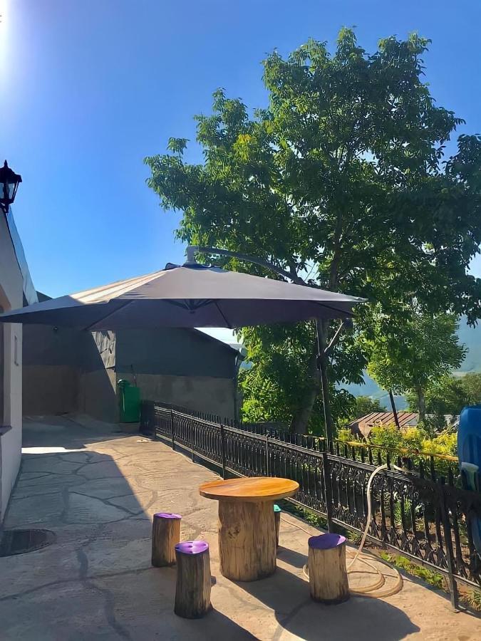 Ana-Maria Bnb Tat'ev Exterior photo