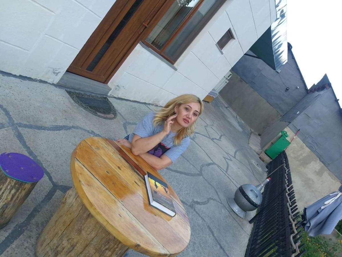 Ana-Maria Bnb Tat'ev Exterior photo