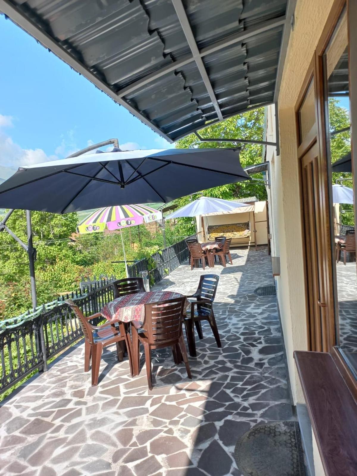Ana-Maria Bnb Tat'ev Exterior photo